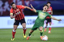 AYX SPORTS_北京中赫国安对阵上海上港，双方球员实力PK